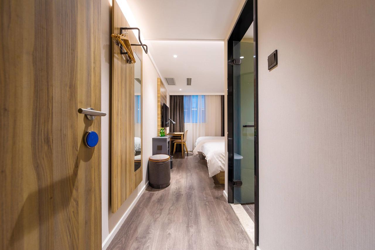 Hanting Premium Hotel Shanghai Dapu Bridge Riyueguang Shopping Mall מראה חיצוני תמונה